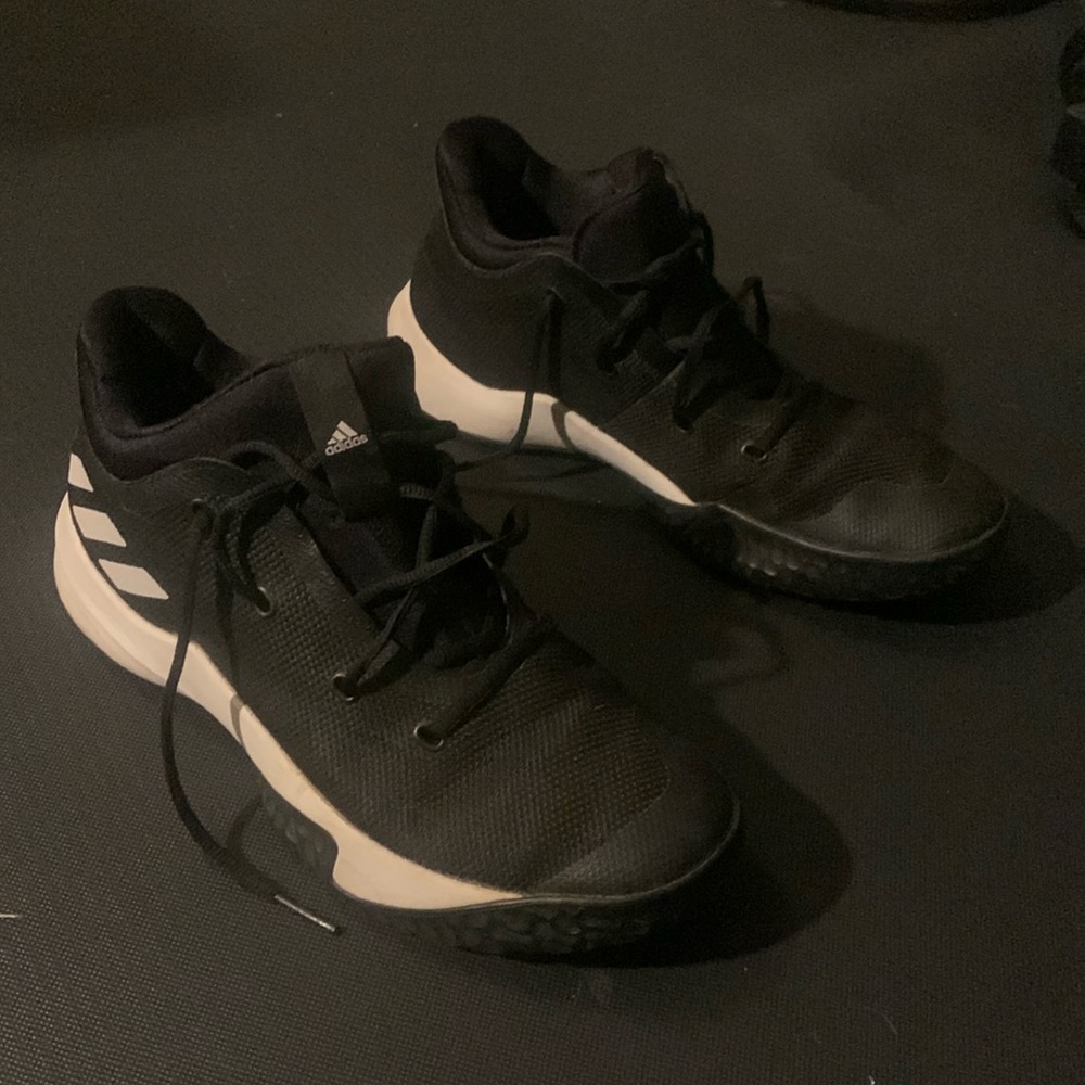 Adidas old school basketball shoes